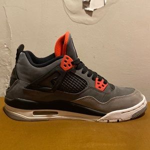 Jordan 4s infrared size 6.5 GS